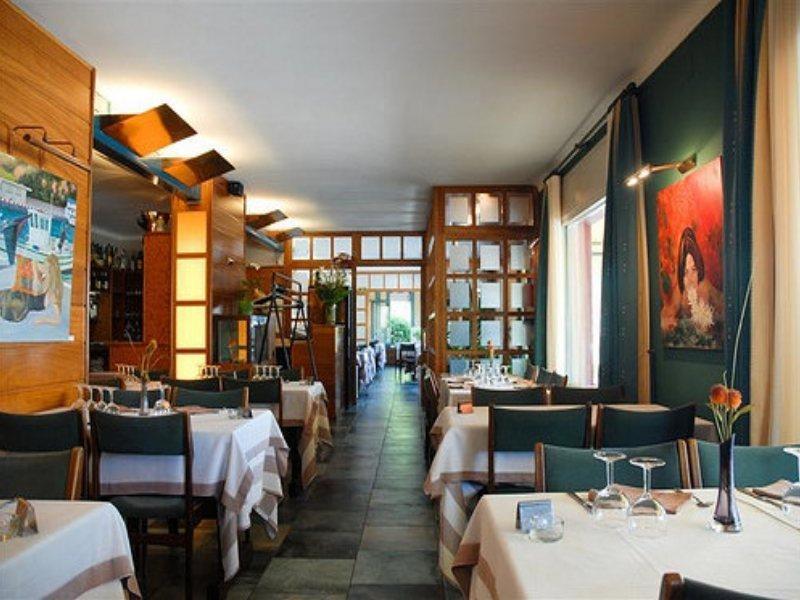 Hotel Picasso ตอร์โรเอยา เด มอนต์กรี ภายนอก รูปภาพ