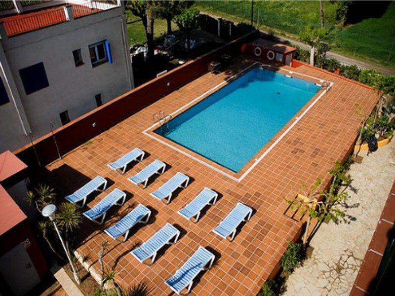 Hotel Picasso ตอร์โรเอยา เด มอนต์กรี ภายนอก รูปภาพ